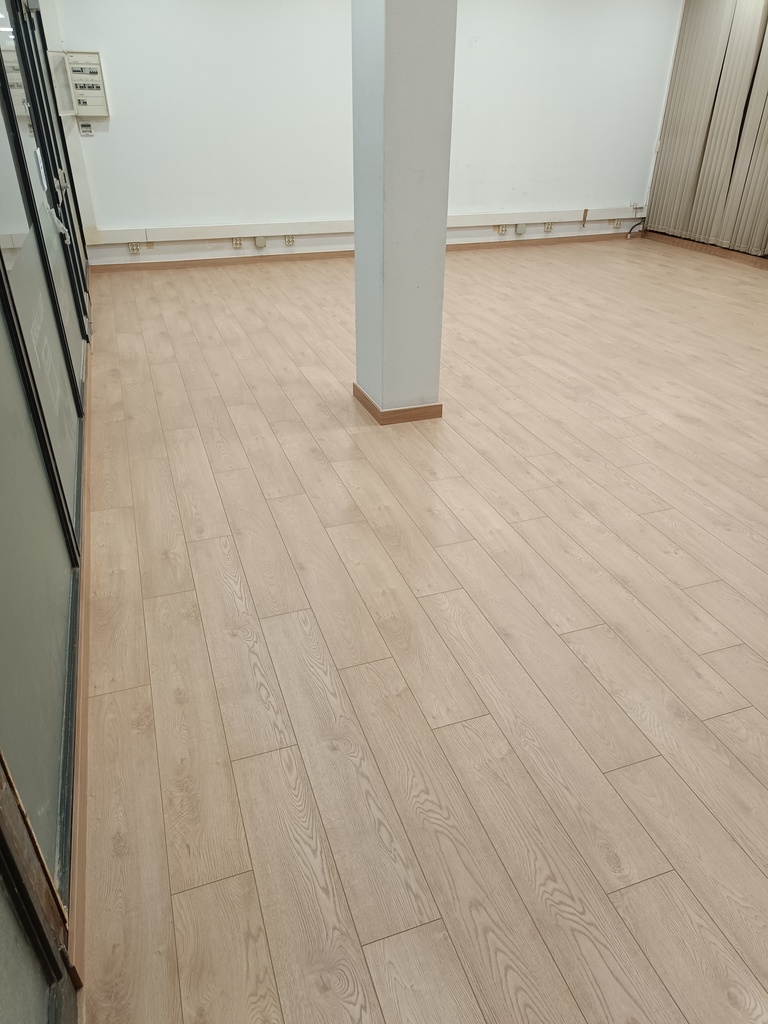 Instalación Laminado AC6 4V en Barcelona 3