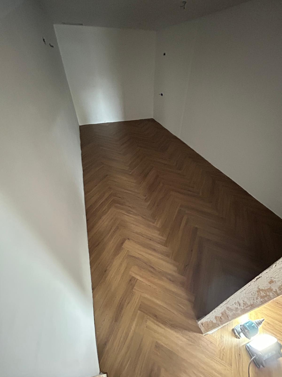 Instalación SPC vinílico Badalona 15