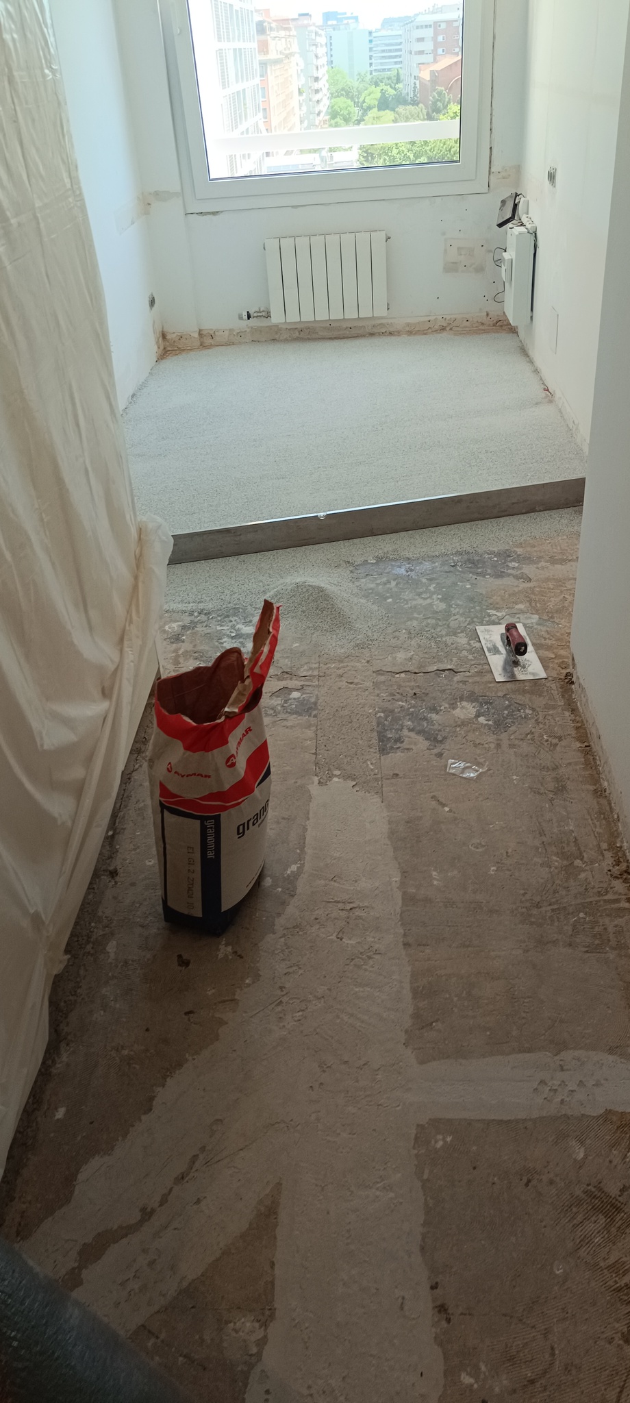 Instalación tarima flotante XXL Barcelona 11