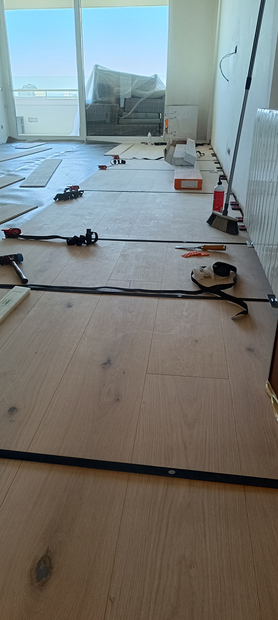 Instalación tarima flotante XXL Barcelona 8
