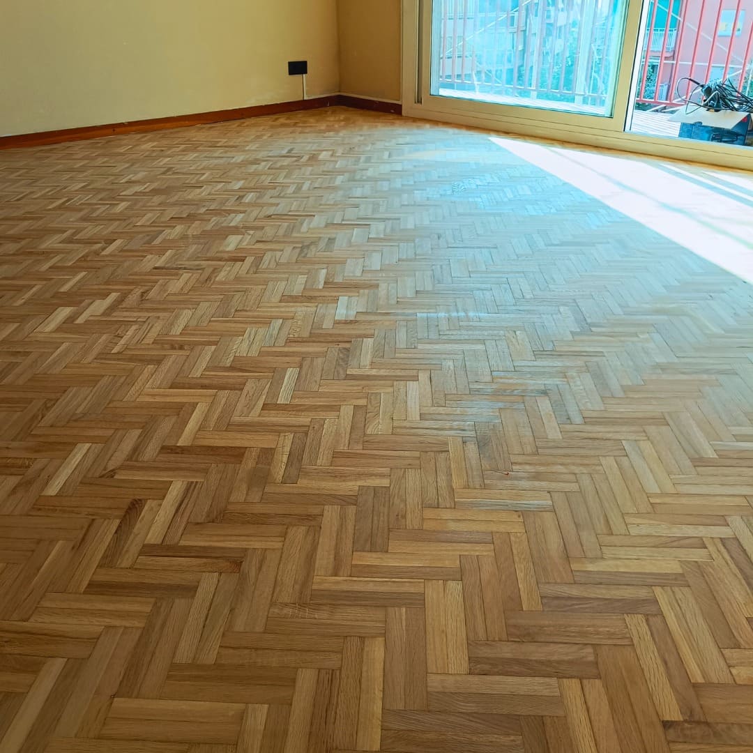 RESTAURACIÓN PARQUET ESPIGA EN BARCELONA 3