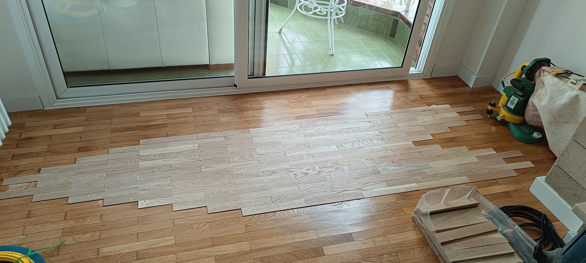 Reparación parquet encolado tablilla roble Barcelona 11