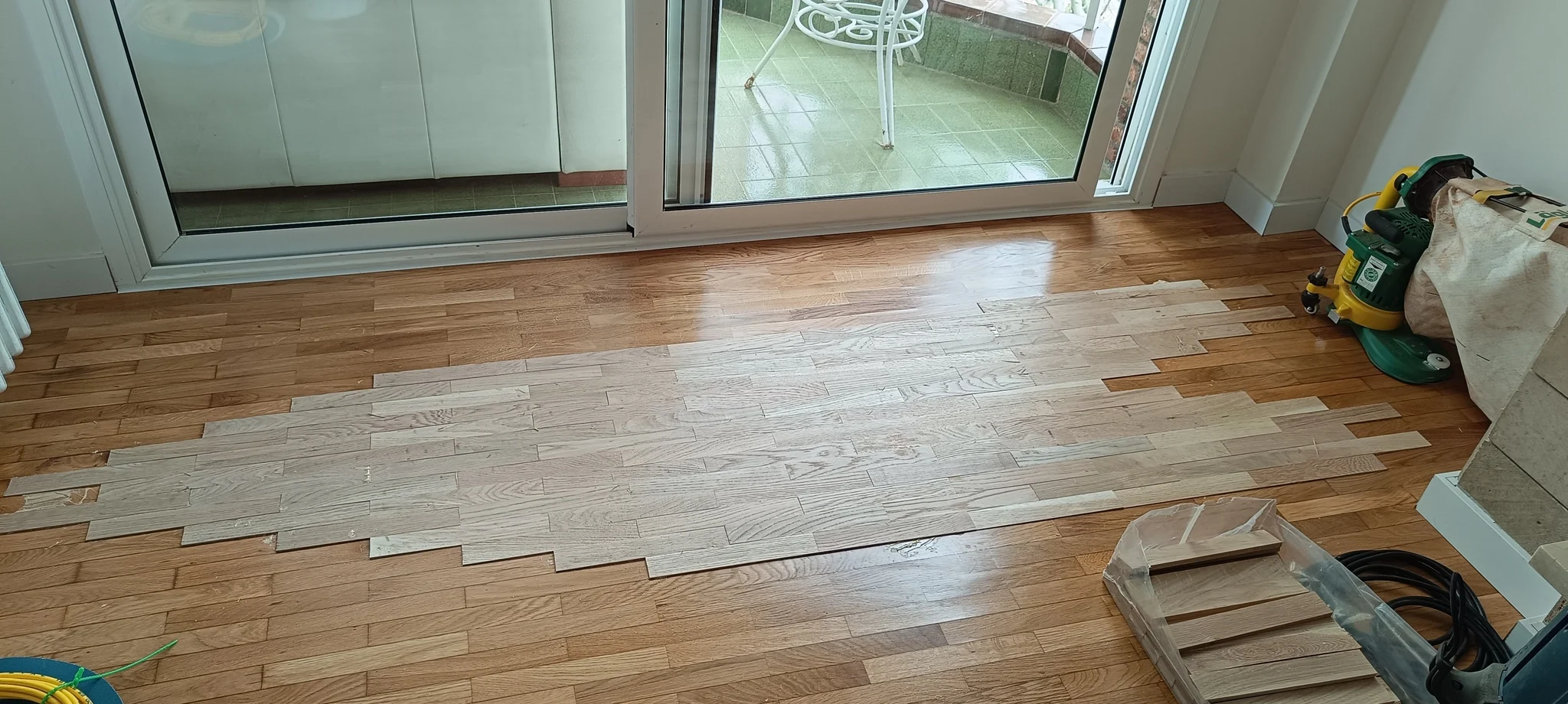 Reparación parquet encolado tablilla roble Barcelona 11