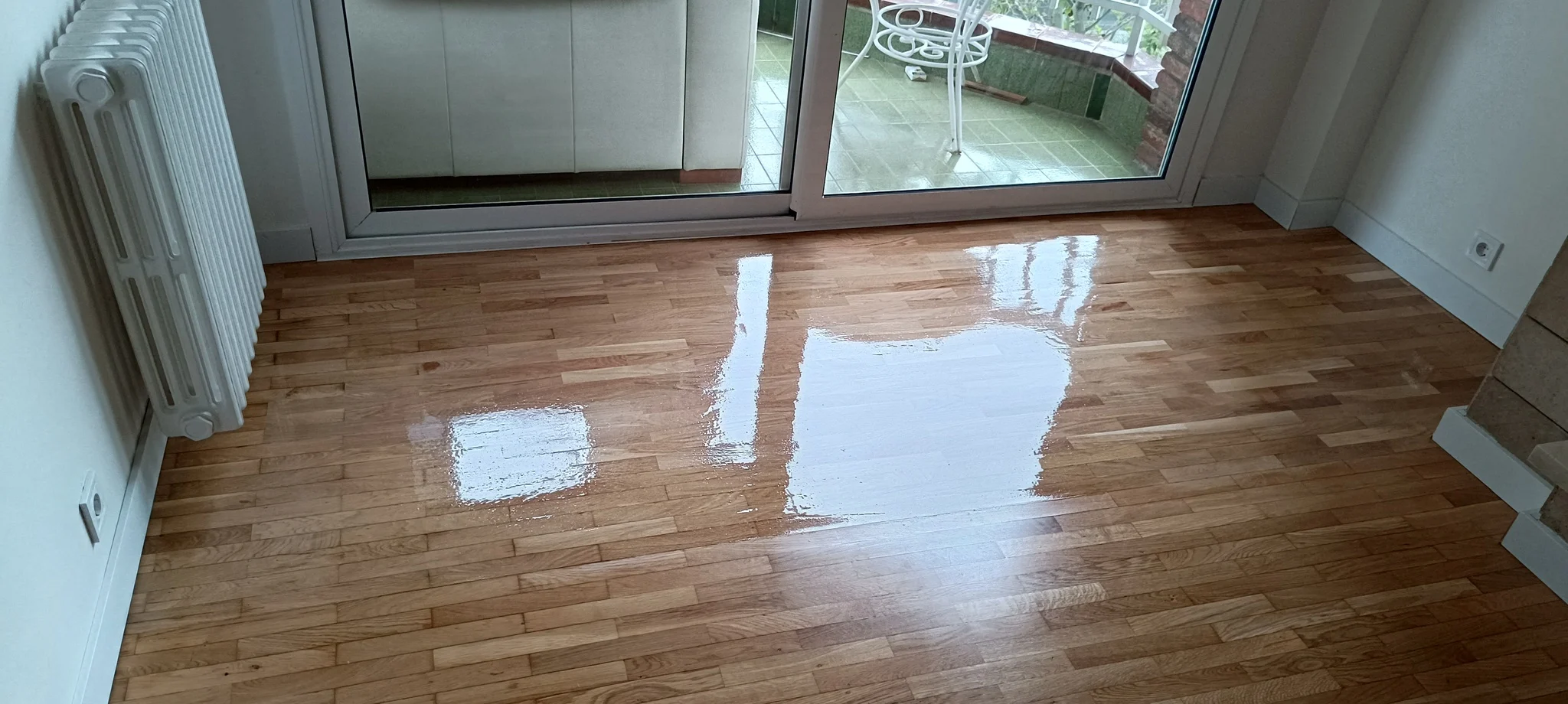 Reparación parquet encolado tablilla roble Barcelona 14