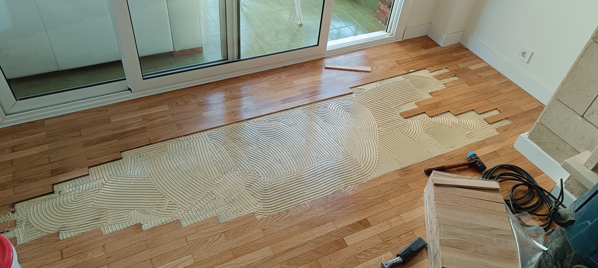 Reparación parquet encolado tablilla roble Barcelona 9