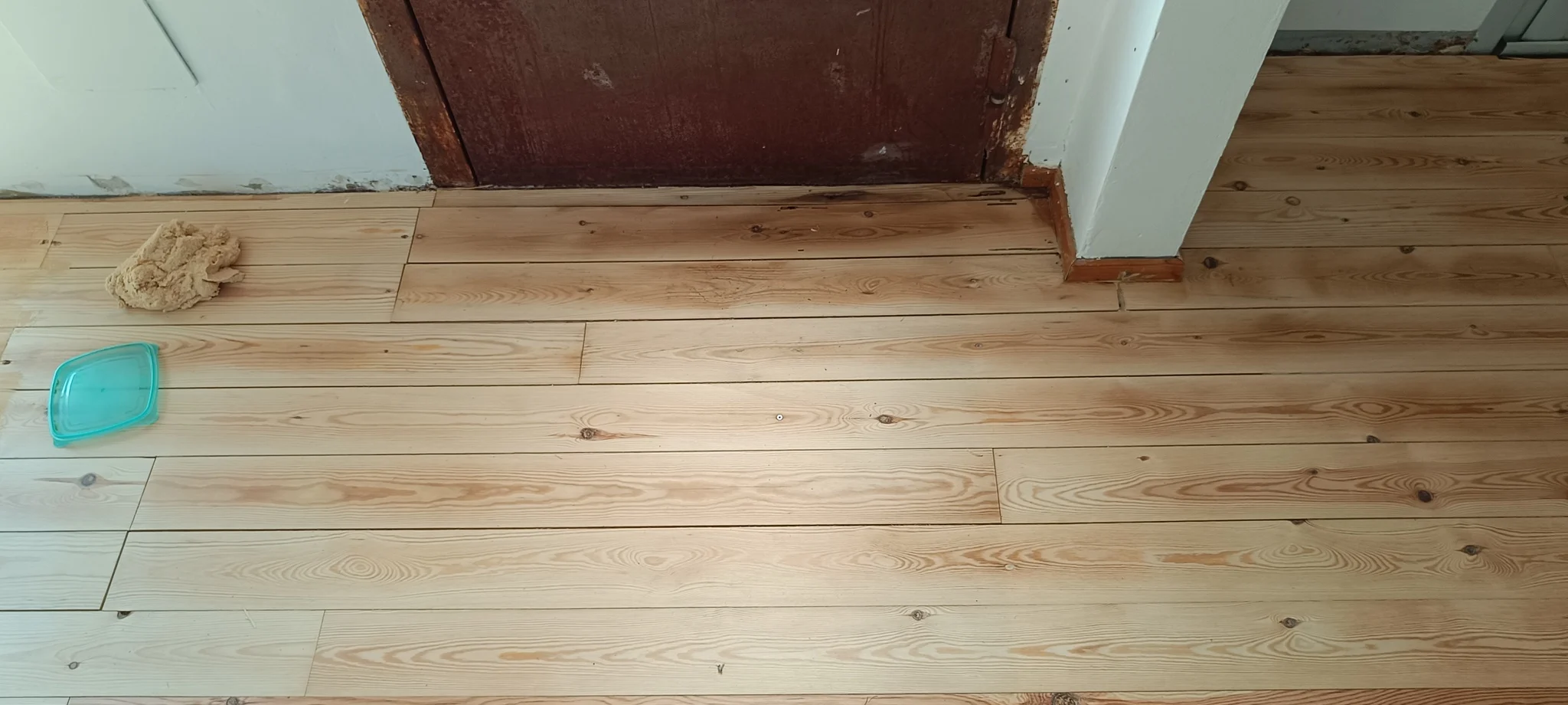Restauración con lijado Teià 4