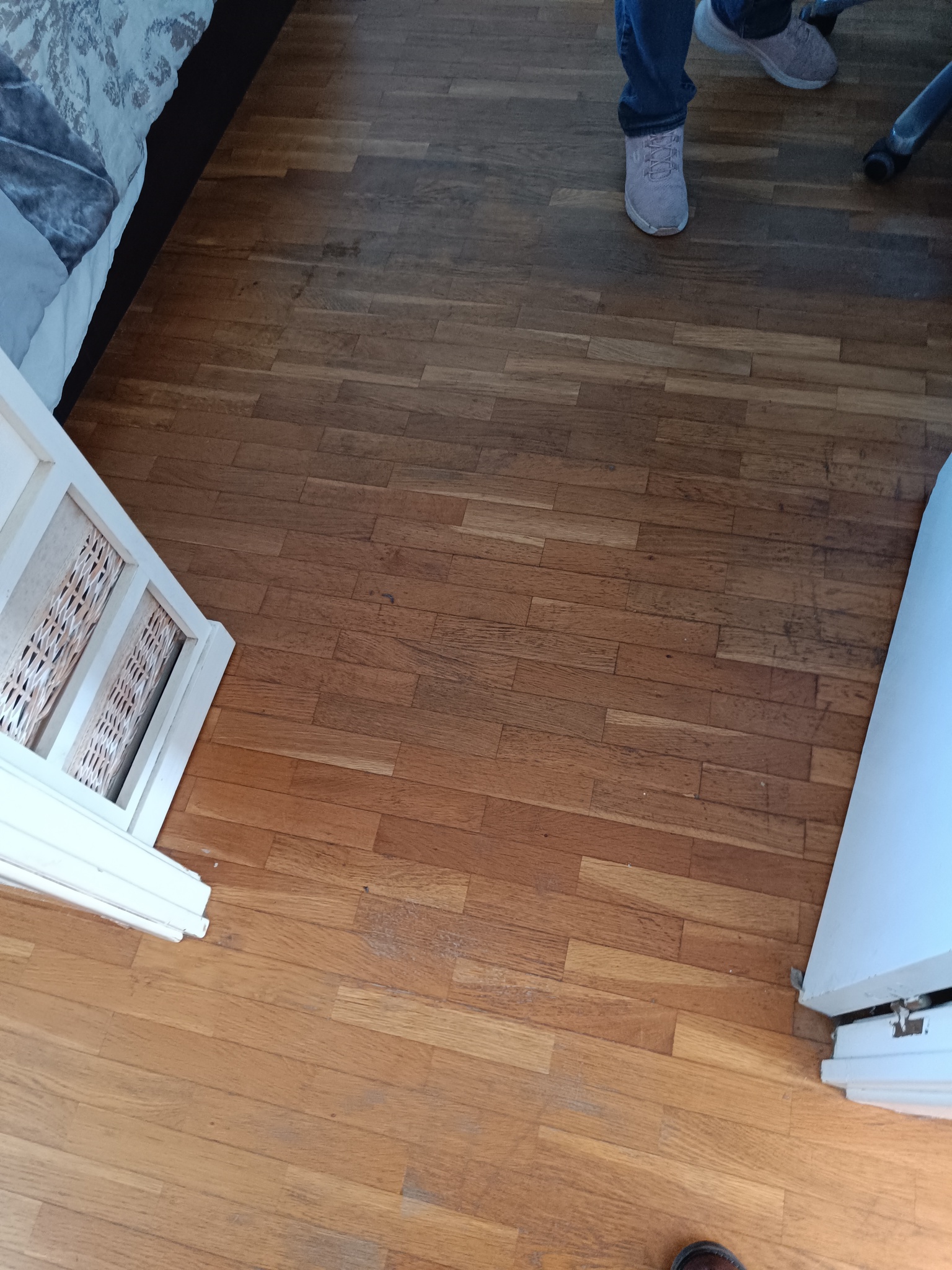 Restauración de parquet de tablilla de roble en Sant Andreu de Llavaneres 4