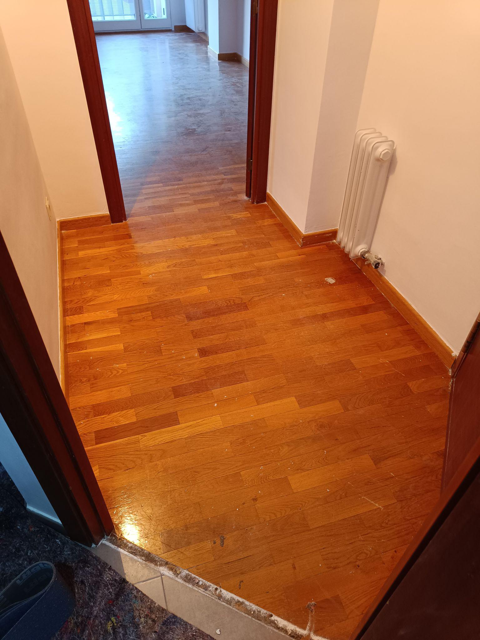 Restauración parquet tablilla roble 19