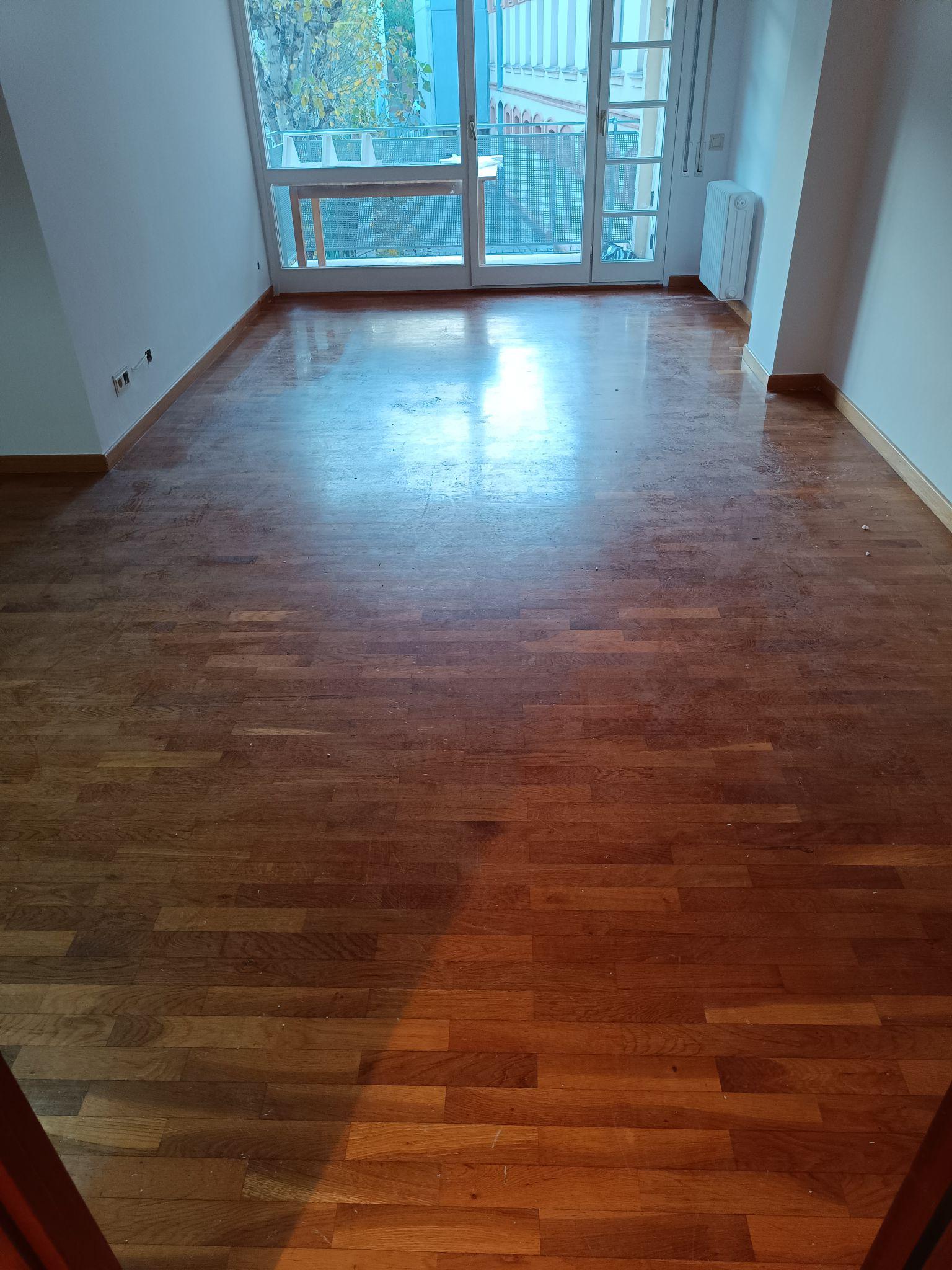 Restauración parquet tablilla roble 20