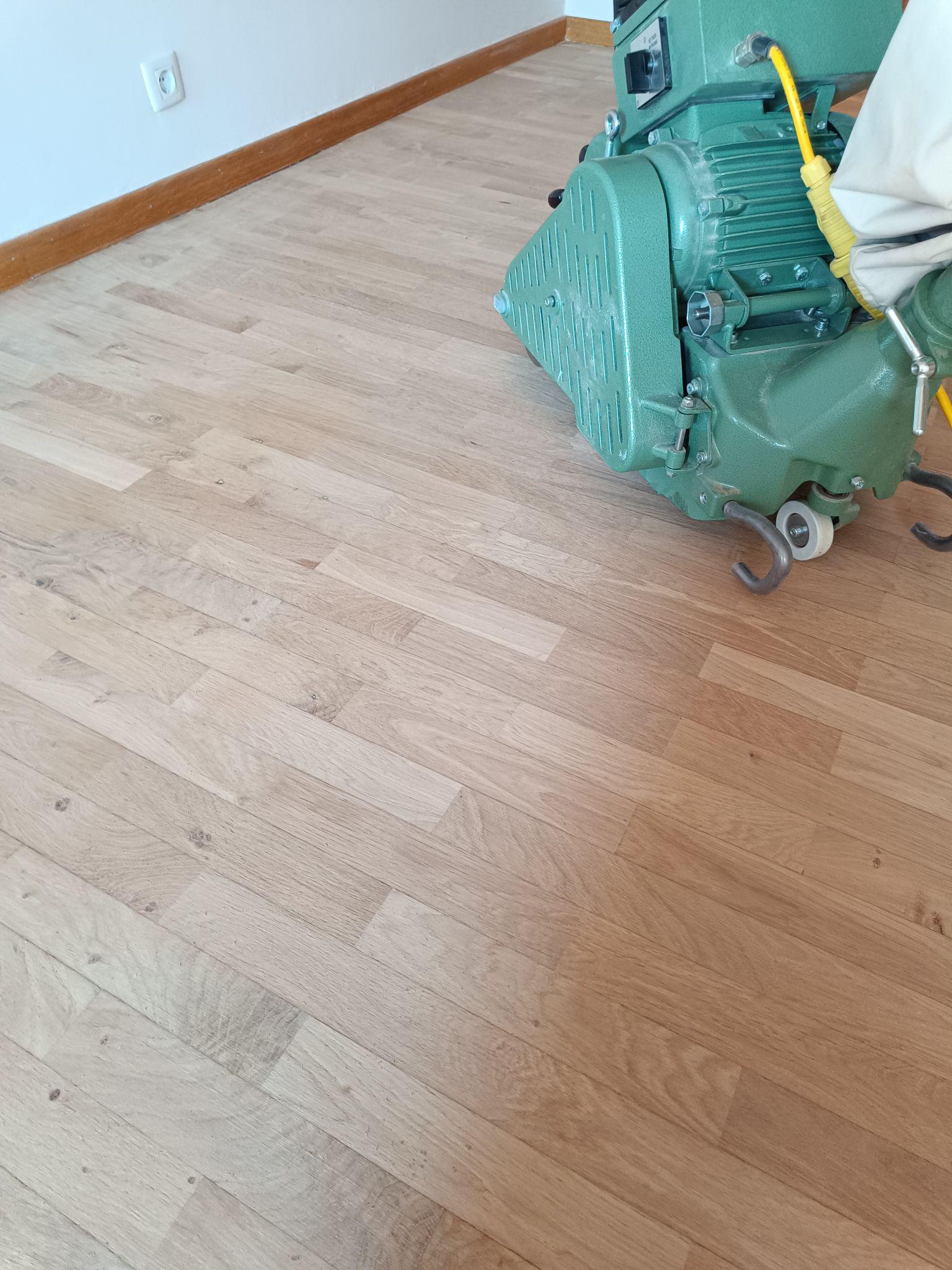 Restauración parquet tablilla roble 31