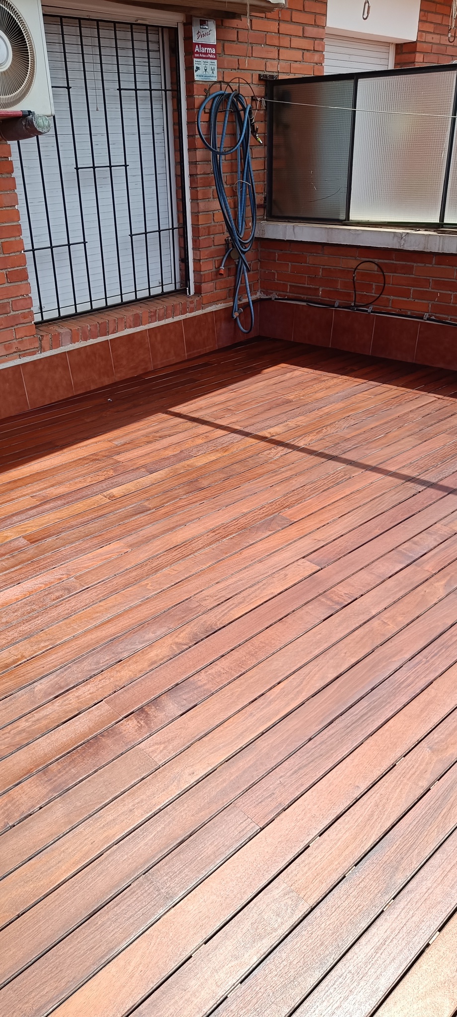 Restauración tarima exterior IPE Barcelona 12