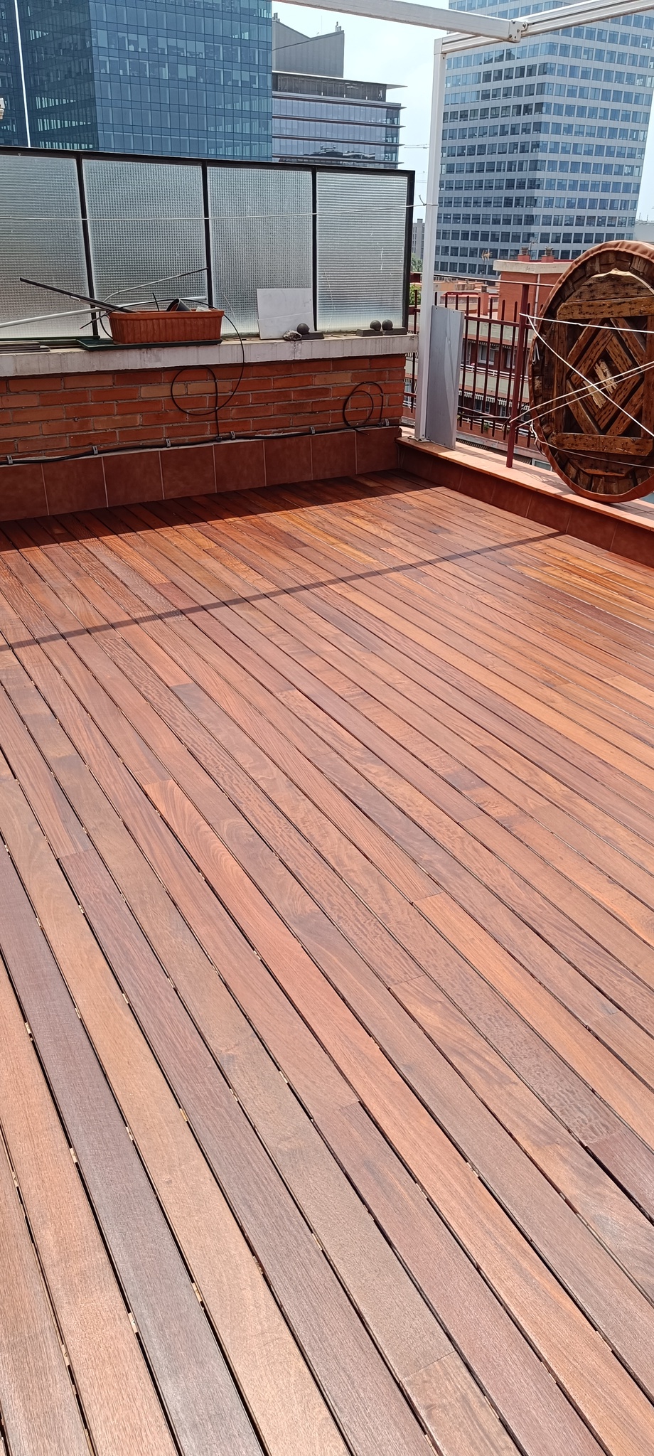 Restauración tarima exterior IPE Barcelona 16
